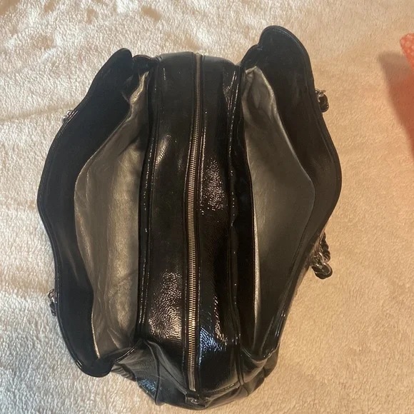 Chanel handbag - Picture 6 of 11